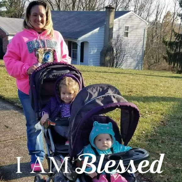 Meet your Posher, Samantha - Picture 1 of 1